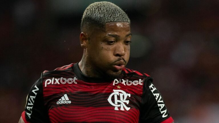 Marinho recusa propostas e quer permanecer no Flamengo