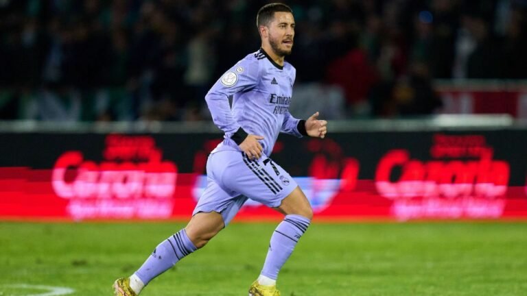 Arsenal avalia contratação de Eden Hazard