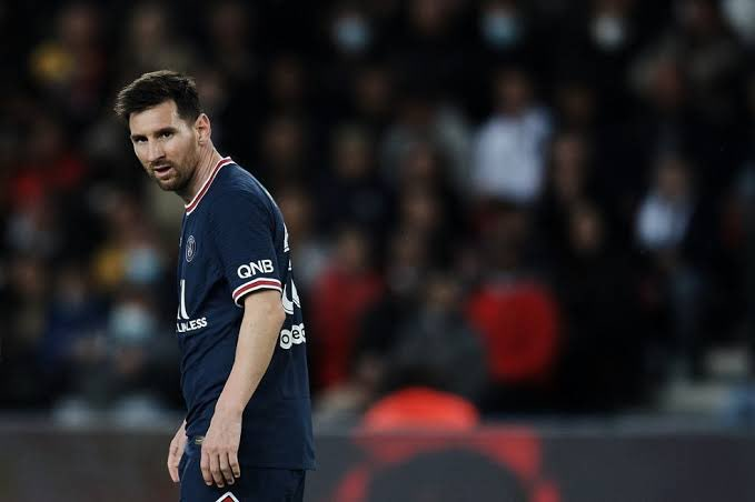 Investigação revela mensagem ofensiva de antigo chefe jurídico do Barcelona sobre Messi