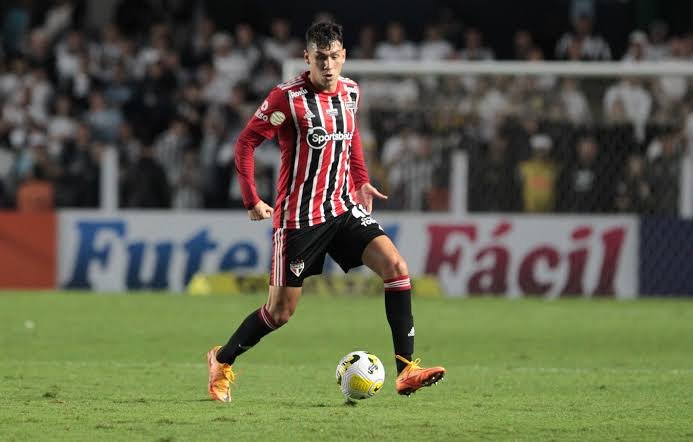 São Paulo conversa com Grupo City para estender vínculo de Ferraresi