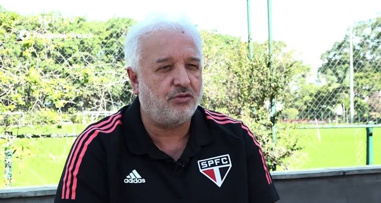 Diretor de futebol do São Paulo critica limite de estrangeiros no Brasil