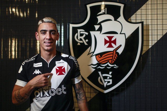 Vasco anuncia a contratação do uruguaio Pumita Rodríguez