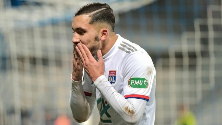 PSG mira substituto de Sarabia em rival e conhece preço para contratá-lo