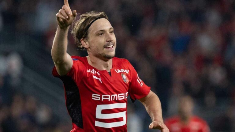 PSG monitora situação de ‘novo Modric’ e pode fazer investida
