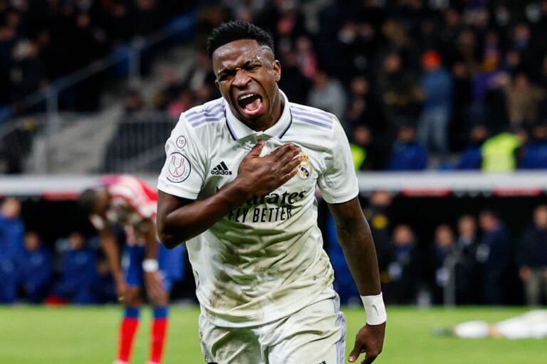 Vítima constante de racismo, Vini Jr. não pensa em sair do Real Madrid