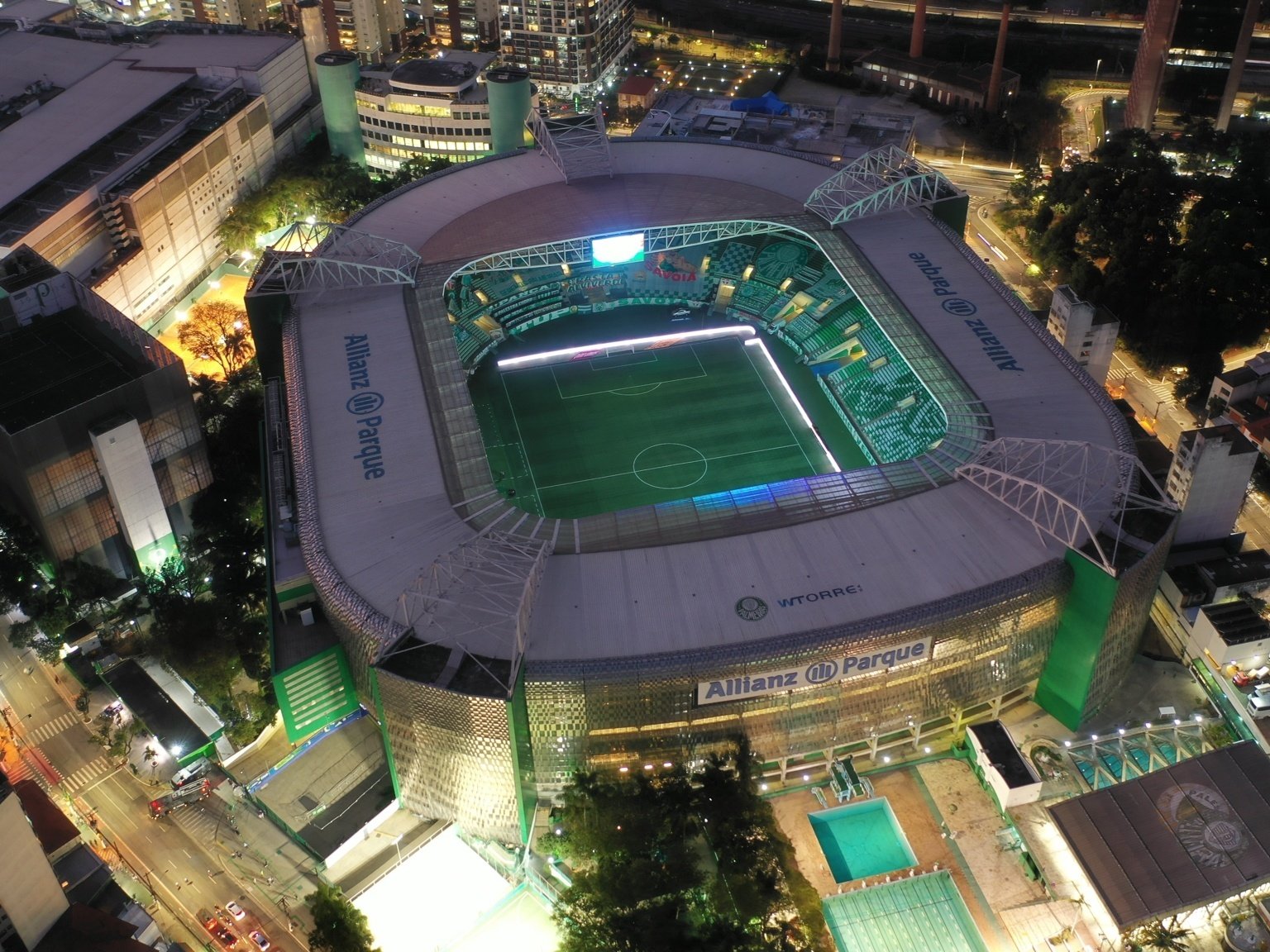 Palmeiras tem desafio de conquistar primeira vitória em casa no mata-mata da Libertadores para chegar à final