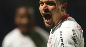 Artur rejeita proposta de dez milhões de dólares do Catar