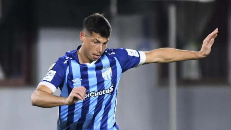 Vasco fecha contratação de Capasso