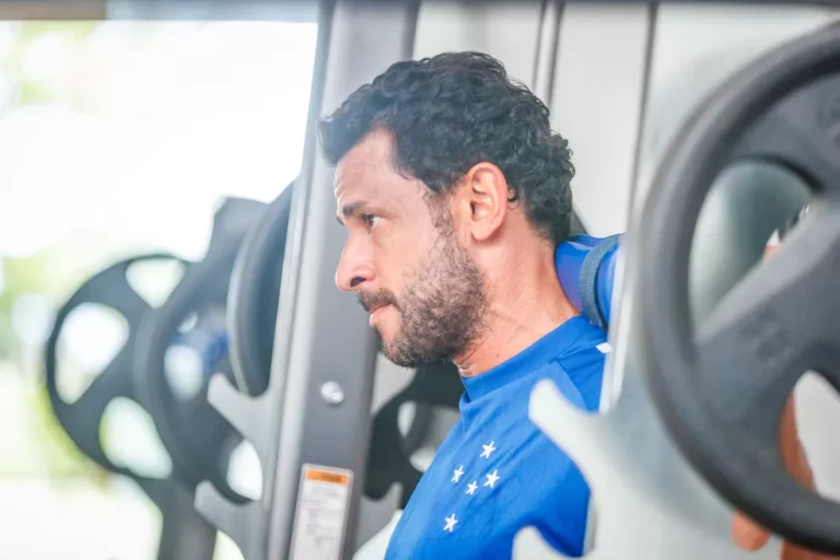 Fred aciona Cruzeiro na justiça do trabalho e cobra R$ 30,5 milhões