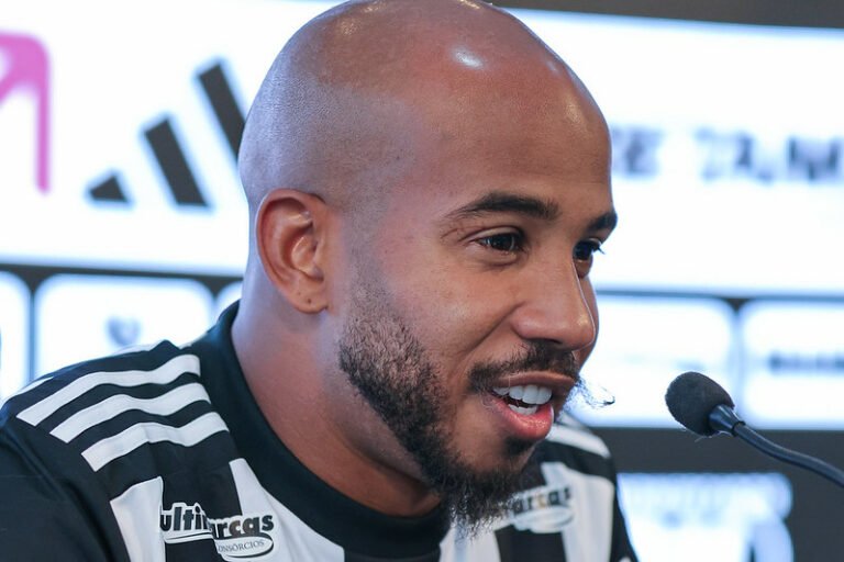 Patrick comenta clássico e projeta evolução do Atlético-MG nos próximos dias