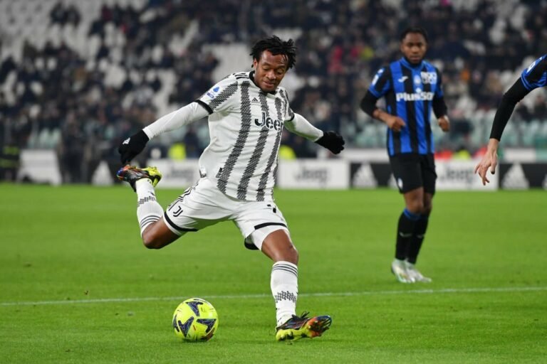 Cuadrado é oferecido ao Botafogo; alto salário complica negociação