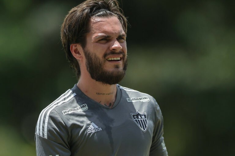 Atlético-MG solicita documentos e numeração, e Nathan pode ser reintegrado ao elenco alvinegro