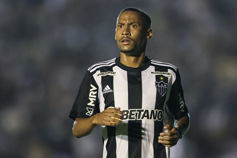 Ademir é alvo de seis clubes da Série A do Brasileirão e pode receber proposta em breve