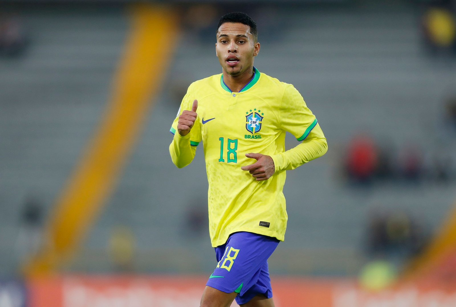 Atrás de novos talentos, olheiro do Fluminense monitora Sul-Americano Sub-20