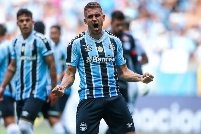 Grêmio confirma lesão de zagueiro