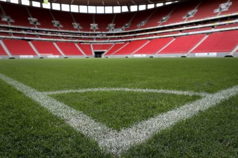 Botafogo e Flamengo pedem para que clássico seja disputado fora do Rio