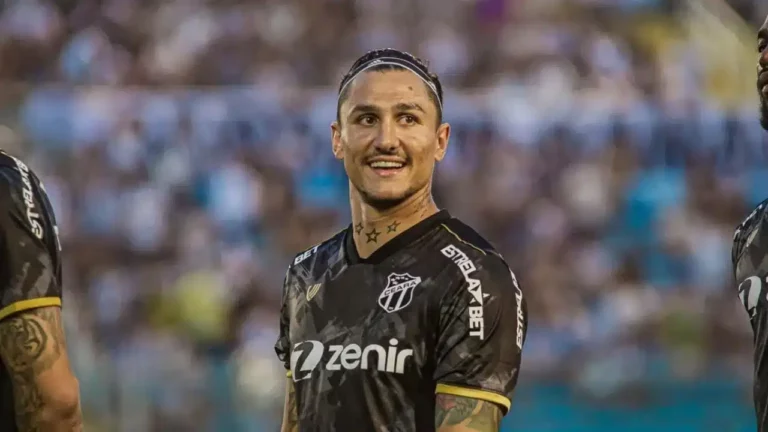 Acordo de empréstimo de Vina com Grêmio não terá opção de compra