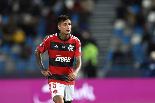 Erick Pulgar tem situação avaliada e pode entrar na barca do Flamengo