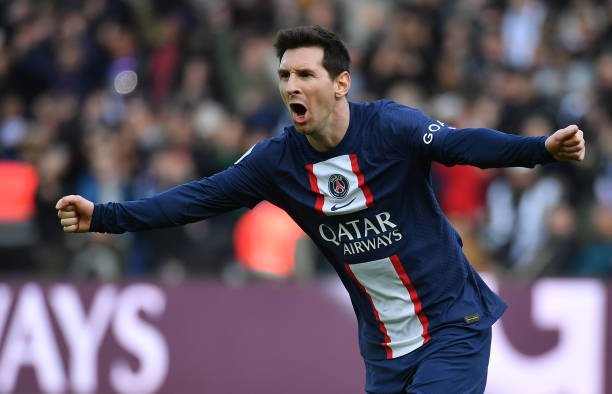 Messi inicia conversas para retornar ao Barcelona, diz jornalista