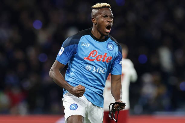 Real Madrid monitora atacante sensação do Napoli
