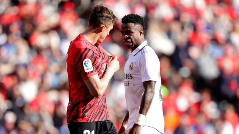 Zagueiro do Real Madrid critica ambiente criado sobre Vini Jr: “Não favorece ninguém”