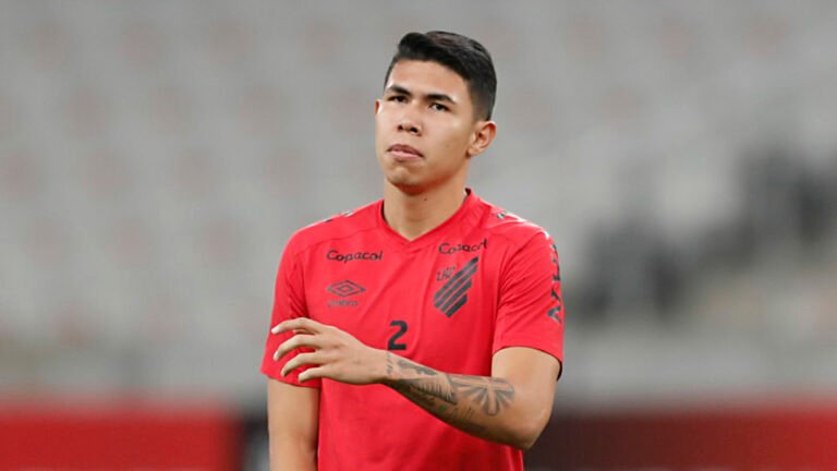 Inter dá chapéu no Fortaleza e encaminha contratação de Nico Hernandez