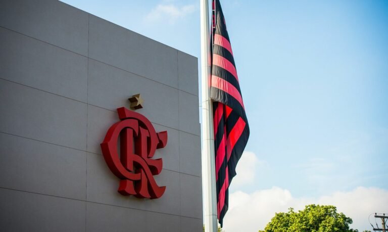 Flamengo mira contratação de joia argentina do River Plate