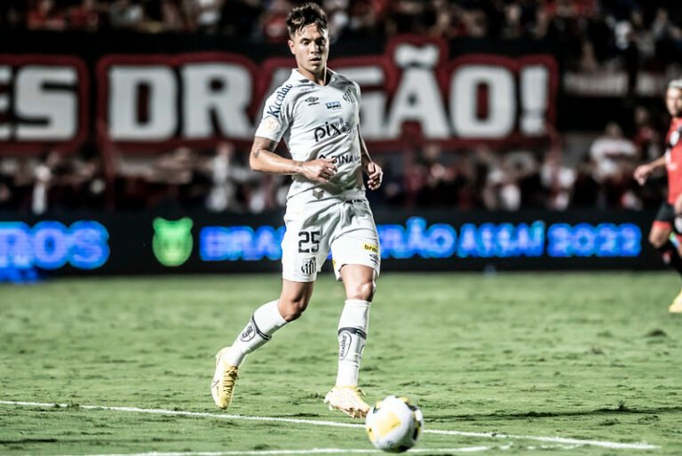 Após ser barrado, Zanocelo pede para deixar o Santos, diz jornalista