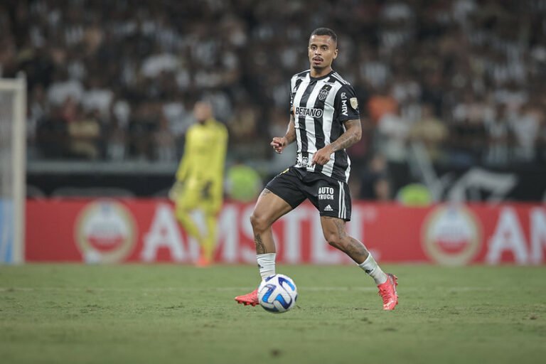 Allan confirma proposta do Palmeiras e fala que será analisada por seu empresário
