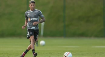 Zaracho volta a treinar com elenco do Atlético-MG e pode ser reforço pela Libertadores