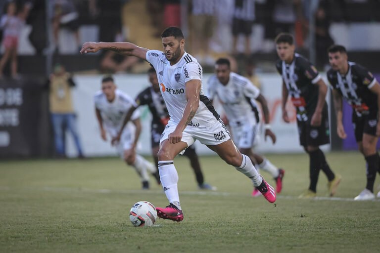 Em 30 cobranças, Hulk tem apenas quatro pênaltis perdidos pelo Atlético-MG