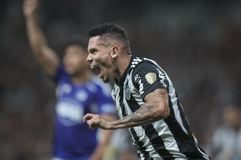 Camisa 10 alvinegro, Paulinho participou de todos os gols do Galo na Libertadores 2023