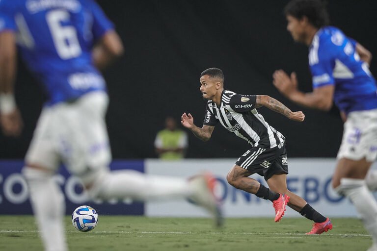Após reuniões, Allan ficará no Atlético-MG, afirma jornalista