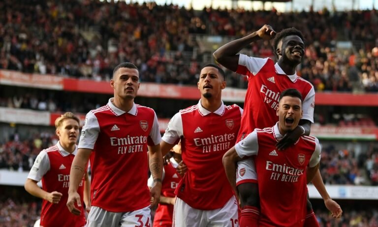 Com 10 rodadas de antecedência, Arsenal iguala pontuação do ano passado, e vê título da Premier League mais próximo