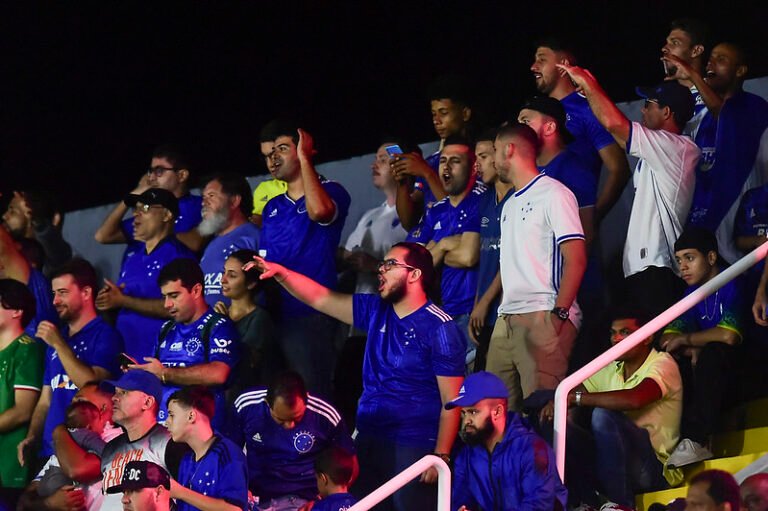 Após punição, Cruzeiro terá torcida só de mulheres e crianças em primeiro jogo como mandante em 2024