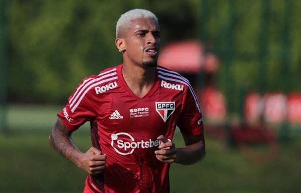 Athletico-PR retoma interesse em contratar o atacante Marcos Paulo, do São Paulo