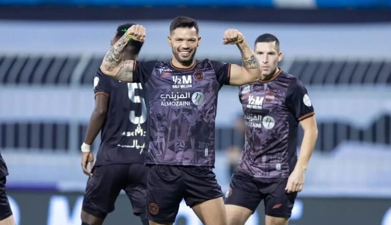 Atacante revelado pelo Atlético-MG entra na mira de três clubes brasileiros