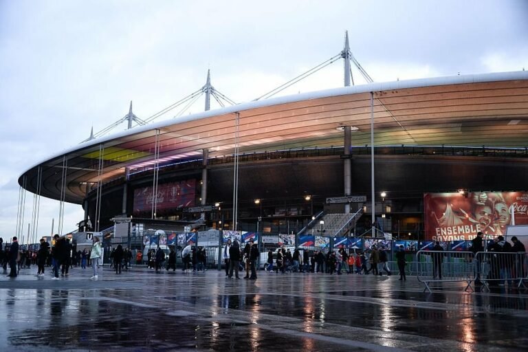 PSG quer comprar o Stade de France e pode deixar o Parc des Princes