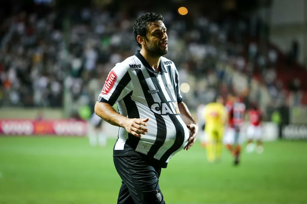 Atlético-MG tem nova vitória contra Fred e bloqueia R$ 15 milhões do ex-jogador