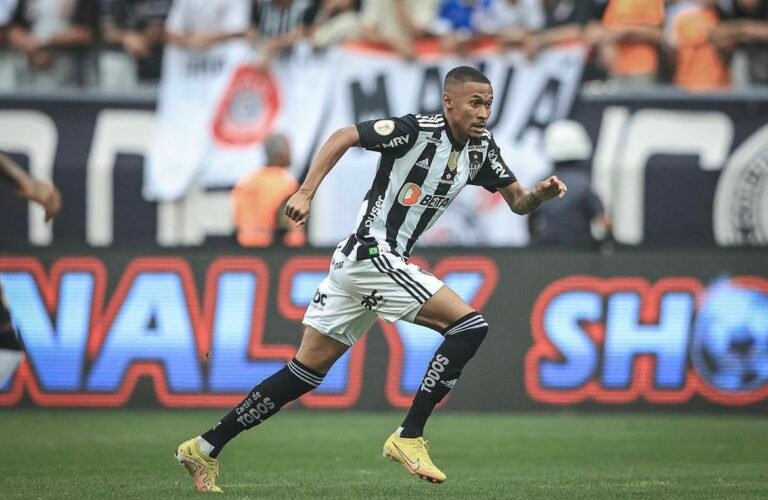 Bahia acerta a contratação de Ademir, do Atlético-MG; jogador é aguardado em Salvador