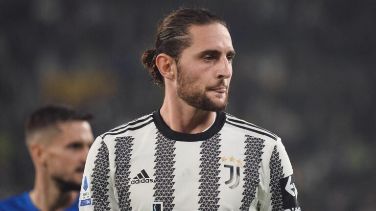 PSG demonstra interesse em repatriar o volante Rabiot, da Juventus