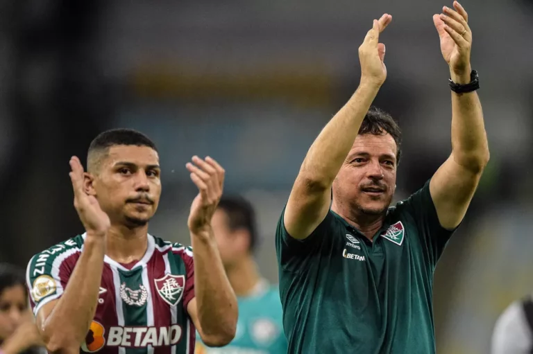André fala sobre Fernando Diniz na Seleção Brasileira: “Top-3 do Brasil”