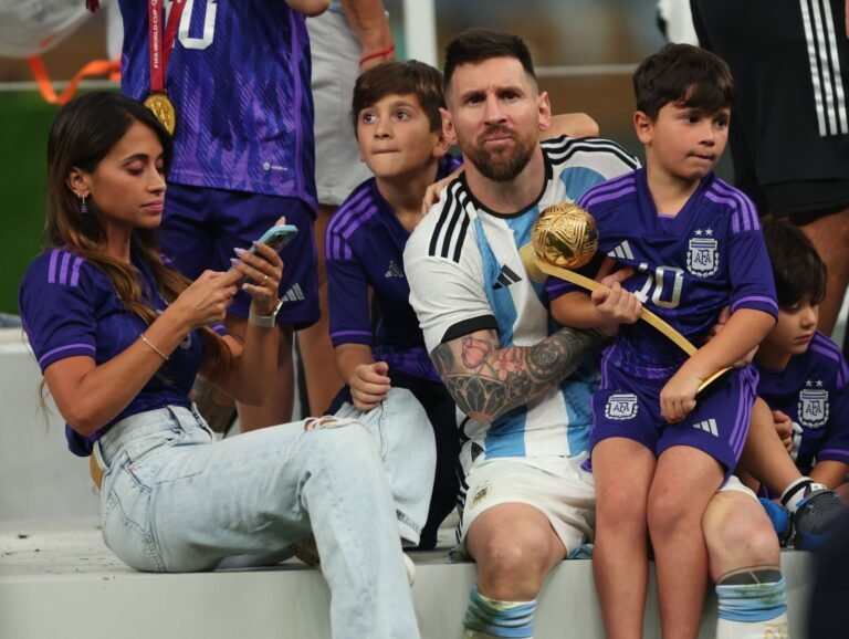 Messi recebe ameaça na Argentina e mercado da família de Antonella é alvo de tiros