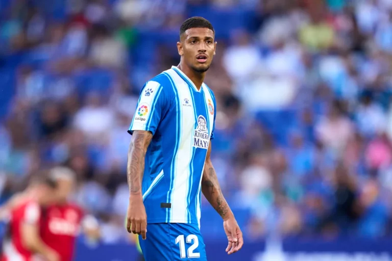 Jogador revelado pelo Flamengo recusa investida do Palmeiras