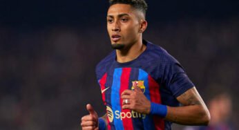 Dois clubes ingleses monitoram situação de Raphinha, do Barcelona