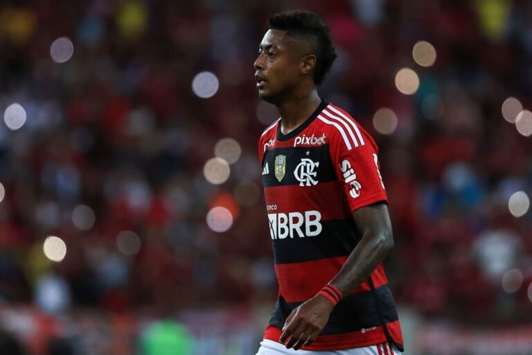 Bruno Henrique desfalca o Flamengo novamente por planejamento pós-lesão