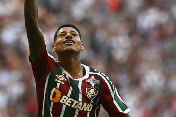 Emprestado ao Fluminense, Marrony desperta interesse do Coritiba