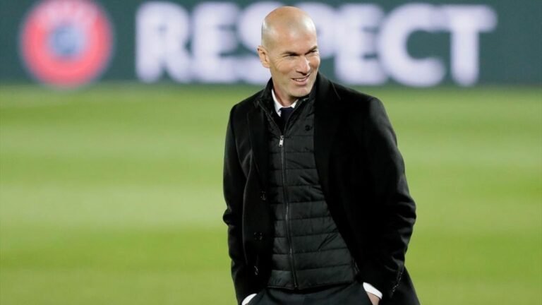 Real Madrid abre negociações pelo retorno de Zidane
