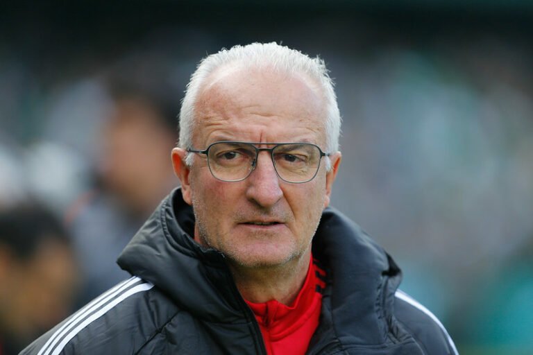 Dorival Junior comenta possibilidade de assumir o comando do Atlético-MG