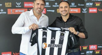 Rodrigo Caetano comenta futuro de Coudet no Atlético